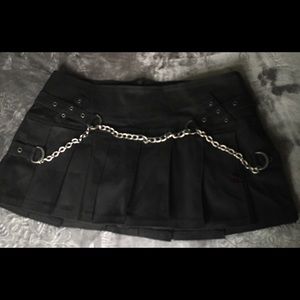 Black skirt . L